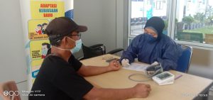 Kaperwil Reportase Indonesia.id Bersama Karyawan PT. Pokphan dan Masyarakat Melaksanakan Vaksinasi Ke II