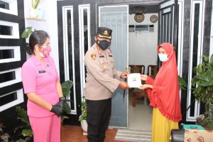 POLRESTA BARELANG Bakti Sosial menyambut HUT HKGB Ke -69