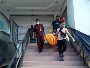 Koki Hotel Penuin Di temukan Meninggal Di Dalam Kamar Hotelnya