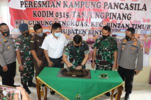 Dandim 0315/Tanjungpinang Resmikan Kampung Pancasila di Kabupaten Bintan