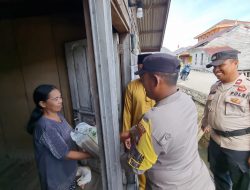 Jum’at Berkah, Babinkamtibmas Bersama Staf kecamatan Jemaja Timur Di Desa Binaan