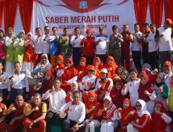 Sambut HUT RI     Ke-78, Kelurahan Tarempa Gelar “Saber Merah Putih”