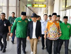 Ketua DPW PPP Kepri Dan Kader Bersama  Gubernur Kepri Sambut Plt. Ketum DPP PPP Di Bandara Hangnadim Batam