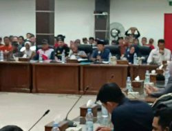 Mantan Kades Diduga Jual Lahan, Puluhan Petani Desa Bayas Jaya Datangi DPRD Inhil