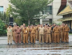 Hari Pertama Masuk Kerja, Bupati Inhil Pimpin Apel Gabungan dan Ajak ASN Tingkatkan Semangat Layanan Publik