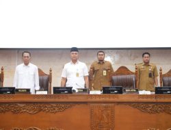DPRD Kota Batam Gelar Rapat Paripurna Tiga Agenda, Pansus Pendidikan Dasar Diberi Tambahan Waktu 30 Hari
