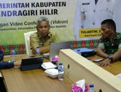 Secara virtual di Ruang Vidcon Diskominfo-Pers, Asisten II Setda Inhil Ikuti Rakoor Pengendalian Inflasi Daerah Tahun 2025