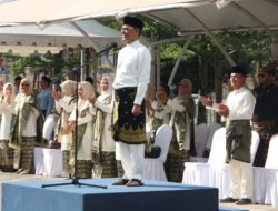 Peringati HUT ke-25, DPRD Kota Batam Gelar Upacara