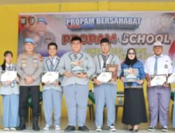 Propam Bersahabat Goes To School, Polda Kepri Ajak Pelajar SMAN 3 Batam Ikut Cerdas Cermat 