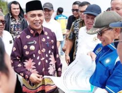 Sinergi Pusat–Daerah, Bupati Inhil Bersama Anggota DPR RI Pantau Pembangunan Infrastruktur Pesisir