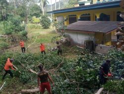 Ciptakan Masjid Bersih dan Nyaman, Satpol PP Jemaja Timur Gelar Goro Jelang Ramadhan