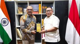 kunjungan kerja Deputi Bidang Investasi BP Batam, Fary Djemy Francis, kepada Konsul Jenderal India di Medan, Ravi Shankar Goel, Jumat (8/5/2026)(humas)