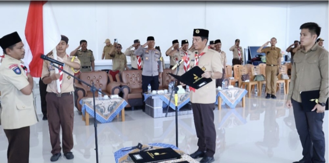 Raja Bayu, Kukuhkan Pengurus Pramuka Siantan Tengah (dok/slv)