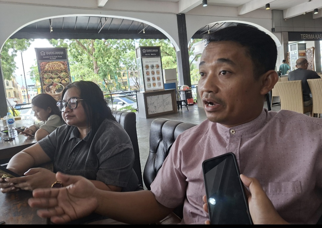 Direktur PT. Sasando dan Andrey Pengacaranya (dok bd)