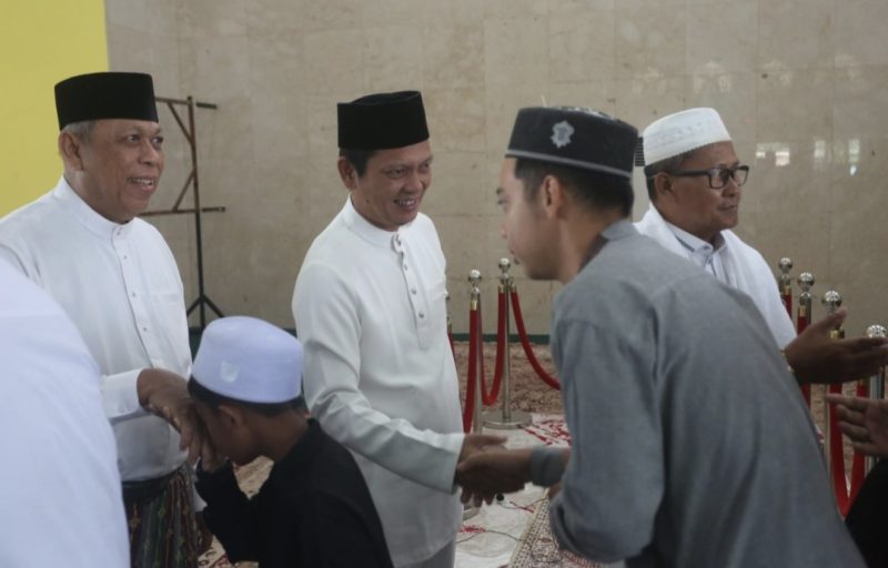 Wabup Anambas Tunaikan Sholat Idul Adha 1447 H di Masjid Agung Baitul Makmur (photo/dok)