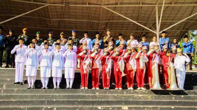 Wakil Ketua I DPRD Kota Batam, Haji Aweng Kurniawan, menghadiri Upacara Bendera 17 Hari Bulan Tingkat Kota Batam Tahun 2026 yang digelar di Dataran Engku Puteri, Batam Center, Rabu (17/6/2026).F/Dok DPRD Batam