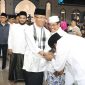 Walikota Batam AMsakar Achmad menghadir Tablig Akbar dalam rangka memperingati Tahun Baru Islam 1 Muharram 1448 Hijriah di Masjid Agung Raja Hamidah. F/Dok Humas Diskominfo Batam