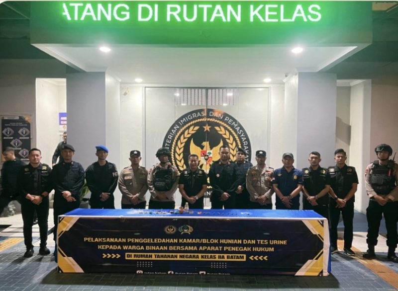 Ditjenpas Kepri, BNN dan petugas Rutan, Razia Gabungan di Rutan Batam (dok/photo)