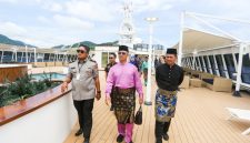 Sambut Wisatawan Dunia, Pemkab Anambas Tinjau Kapal Pesiar MV. Odyssey (dok/photo)