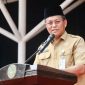 Sekda Batam, Firmansyah, menyampaikan sambutan saat memperingati HUT ke-27 BMGQ Kota Batam di Dataran Engku Putri, Batamcentre, Senin (6/7/2026). HUMAS DISKOMINFO BATAM