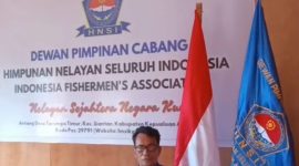 Ketua DPC HNSI Kabupaten Kepulauan Anambas, Agustar, menyampaikan apresiasi terhadap kebijakan Presiden Prabowo Subianto yang menurunkan harga BBM bagi nelayan saat ditemui di Kantor DPC HNSI Anambas, Selasa (14/7/2026).F/Istimewa