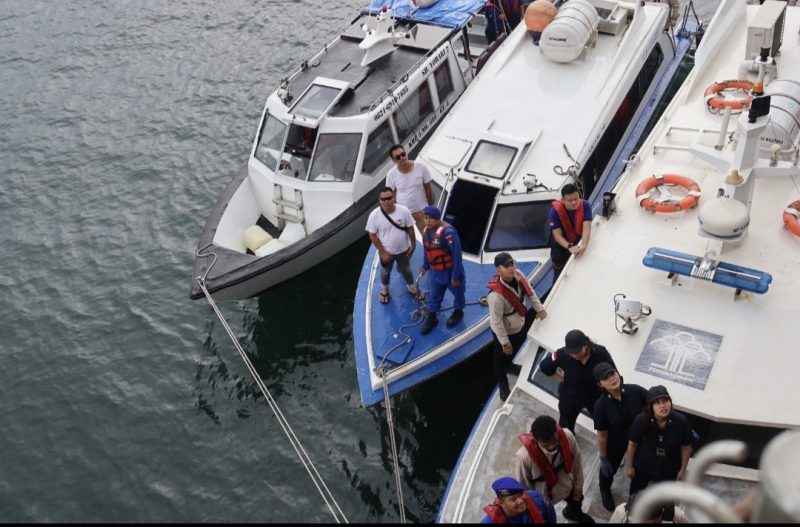 Imigrasi Batam Periksa Dua Kapal Berbendera Asing (dok/rls Imigrasi)