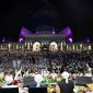 Ribuan jemaah menghadiri Kepri Bersalawat 3 di Masjid Agung Raja Hamidah, Batam Centre, Minggu (2/8/2026) malam. F/Dok HUMAS DISKOMINFO BATAM