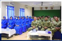 Komandan Pangkalan TNI Angkatan Laut (Danlanal) Tarempa Letkol Laut (P) Romi Sitorus, S.E., bersama Perwira Staf dan seluruh personel Lanal Tarempa mengikuti Video Conference (Vicon) tatap muka dalam rangka memperingati 80 tahun Jalasenastri.