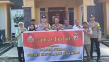 Polsek Jemaja Polres Kepulauan Anambas menggelar kegiatan Jumat Curhat Kamtibmas bersama masyarakat Desa Landak, Kecamatan Jemaja, Jumat (14/8/2026).F/Dok Humas Polres