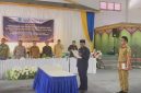 Camat Siantan  Syamsir S.Ap (ket, photo)