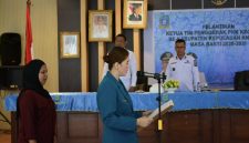 Ketua TP-PKK Ny.Sinta Aneng (dok/photo)