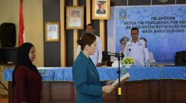 Ketua TP-PKK Ny.Sinta Aneng  (dok/photo)