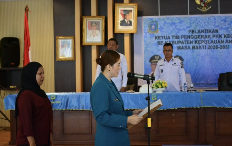Ketua TP-PKK Ny.Sinta Aneng  (dok/photo)