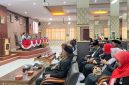 Bupati, Wakil Bupati dan DPRD Anambas Nobar Detik-Detik Proklamasi dari Istana Negara. F/SILVI
