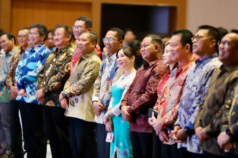 Wali Kota Batam, Amsakar Achmad, bersama Wakil Wali Kota Batam, Li Claudia Chandra, menghadiri Singapore National Day Reception di Grand Ballroom Hotel Radisson, Sukajadi, Kecamatan Batam Kota, Kamis (3/9/2026)