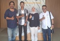 Ketua dan anggota PJS Kepri serta Kacab Bulog Batam (dok/photo)