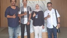 Ketua dan anggota PJS Kepri serta Kacab Bulog Batam (dok/photo)