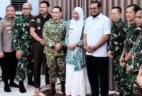 Ketua DPRD Inhil dan Tim Penyuluh Karhutla Mabes TNI (dok/photo)