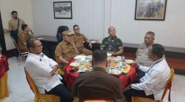 Ketua DPRD Iwan Taruna bersama Bupati Inhil dan Forkopimda (dok/photo)
