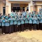 Camat Siantan dan TP-PKK Desa Tarempa Barat Daya (ket/photo)