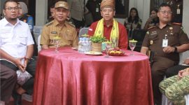 Ketua DPRD Inhil Iwan Taruna [kiri pojok] (Ket/photo)