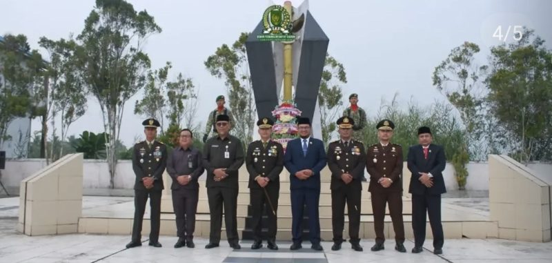 Ketua DPRD Inhil Ikut Upacara Ziarah Nasional HUT  Ke-81 TNI (ket/photo)