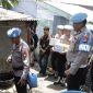 Sambu HUT Ke-24 Propam  Polri dengan Bagikan Sembako (ket/photo)