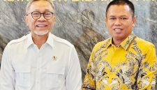 Keterangan Foto : Waketum DPP Pro Jurnalismedia Siber (PJS), Ady Indra Pawennari menemui Menko Bidang Pangan, Zulkifli Hasan di ruang kerjanya, Rabu (14/10/2026).