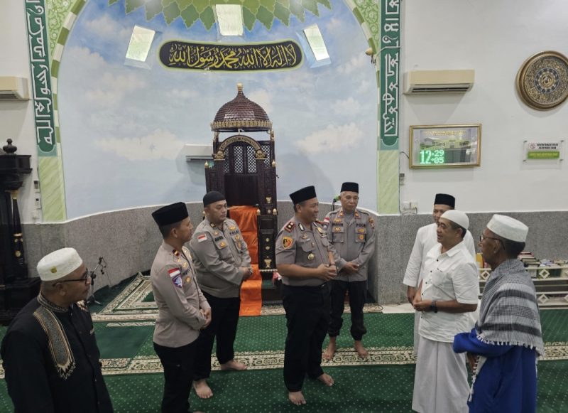 Wakapolres Anambas Pimpin Jumat Keliling (ket/photo)